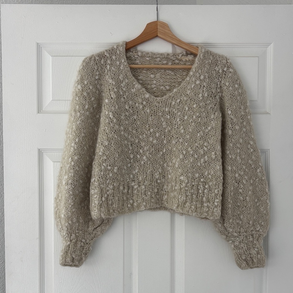 One-of-a-kind Off White Vintage 100% Wool Puff Sleeve Knit Sweater